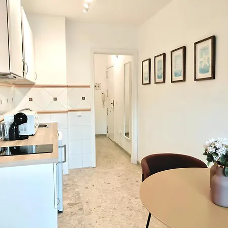 Apartment Cano Penthouse, Terrace & 2 Min To The By 10tosea *