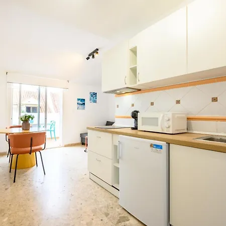 Cano Penthouse, Terrace & 2 Min To The By 10tosea *