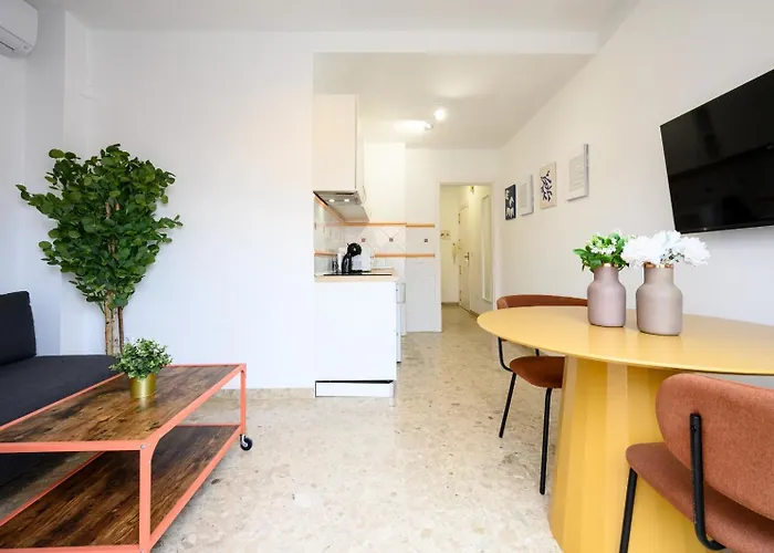 Appartement Cano Penthouse, Terrace & 2 Min To The By 10tosea