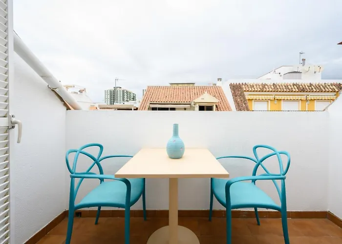 Cano Penthouse, Terrace & 2 Min To The By 10tosea Apartment Fuengirola