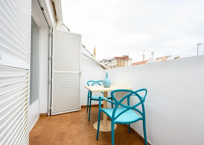 Cano Penthouse, Terrace & 2 Min To The By 10tosea *